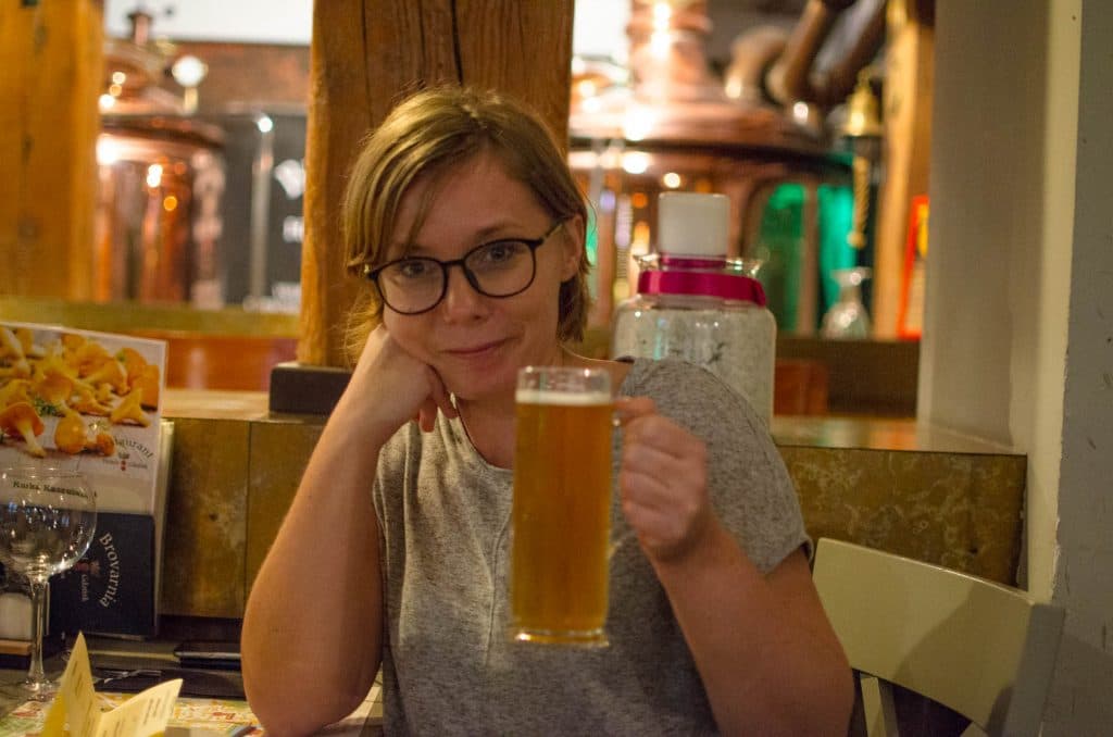 Brovarnia Gdańsk drinking beer 
