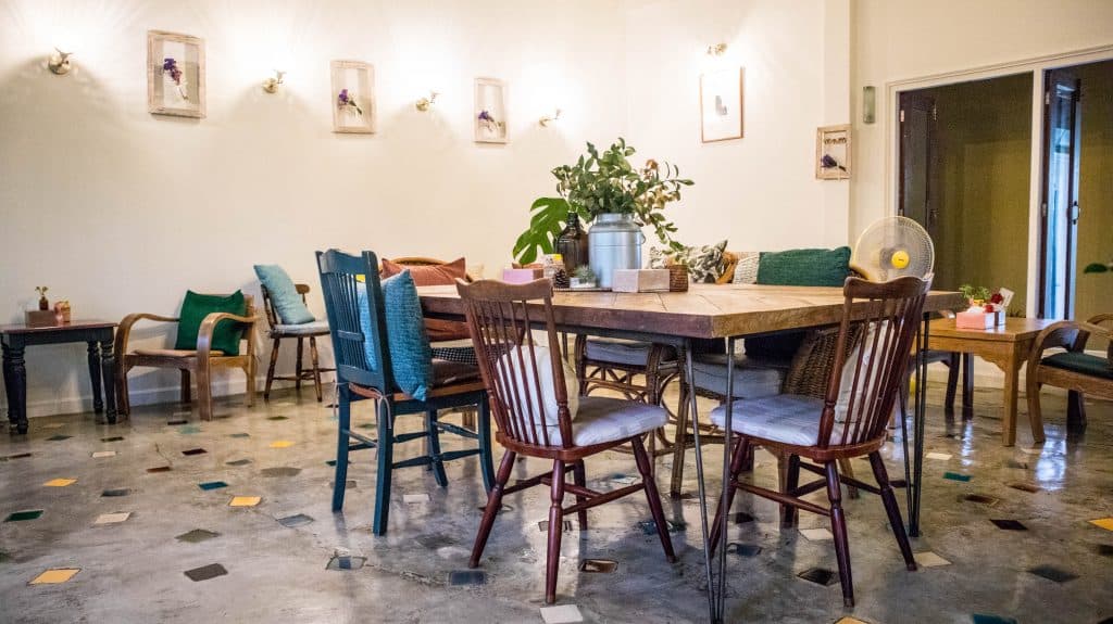 table 51 hometel, chiang mai 