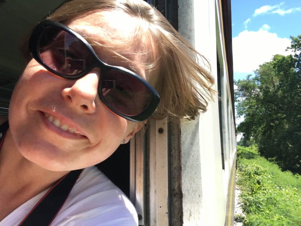joanna w pociągu w kanchanaburi 