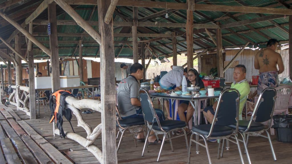 restauracja w mae ngat na tamie 