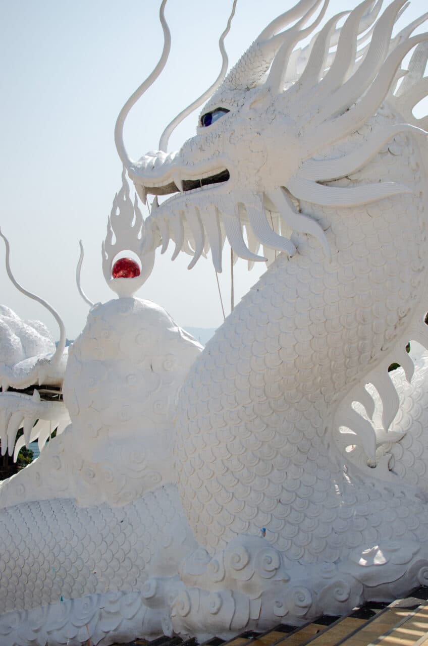 Wat Huai Pla Kang, Chiang Rai, White dragon