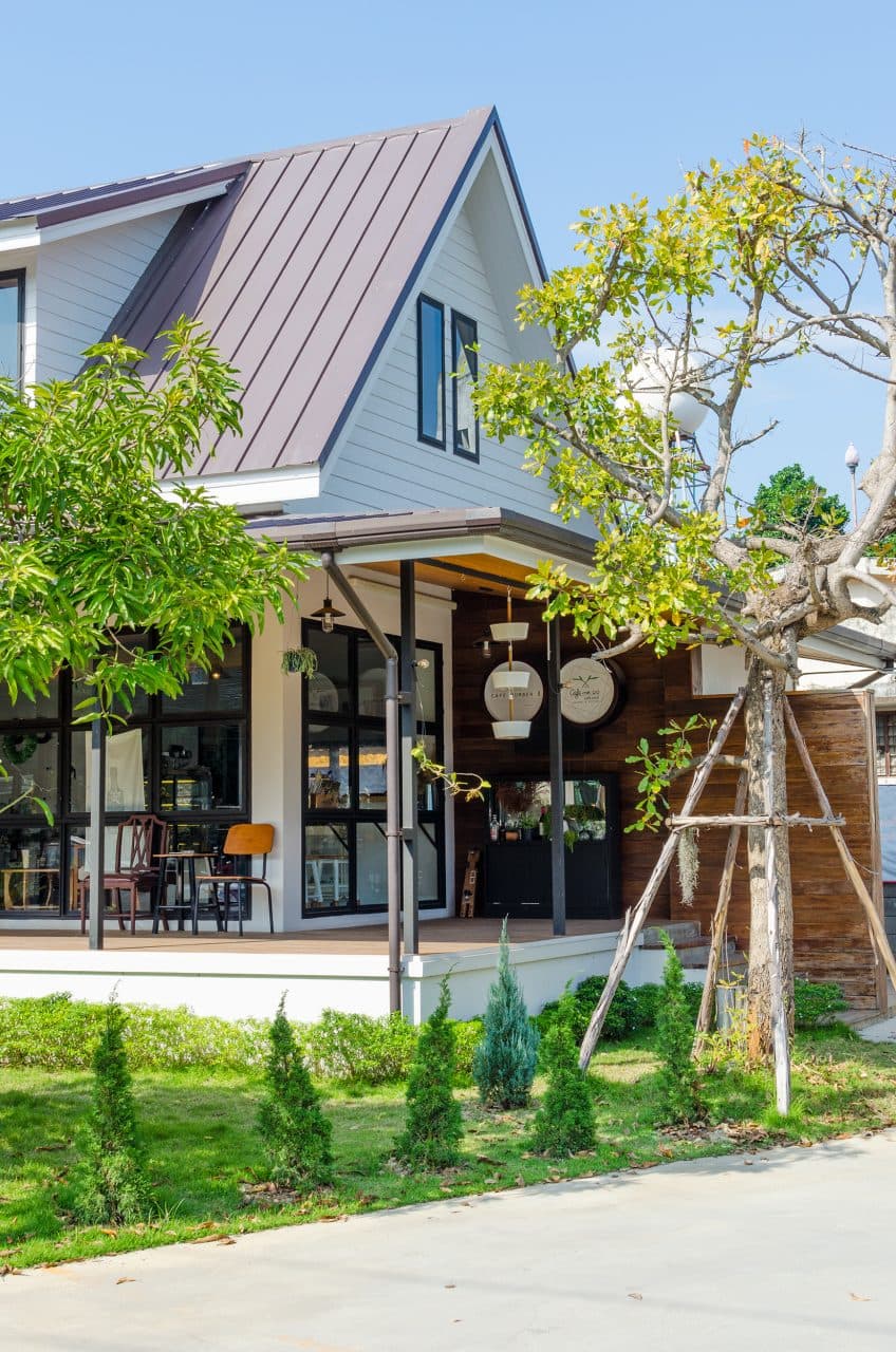 Garden in front of Cafe no.8 in Chiang Mai