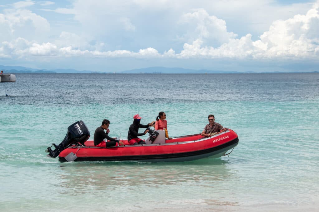 Pattaya catamaran cruise review, motorboat