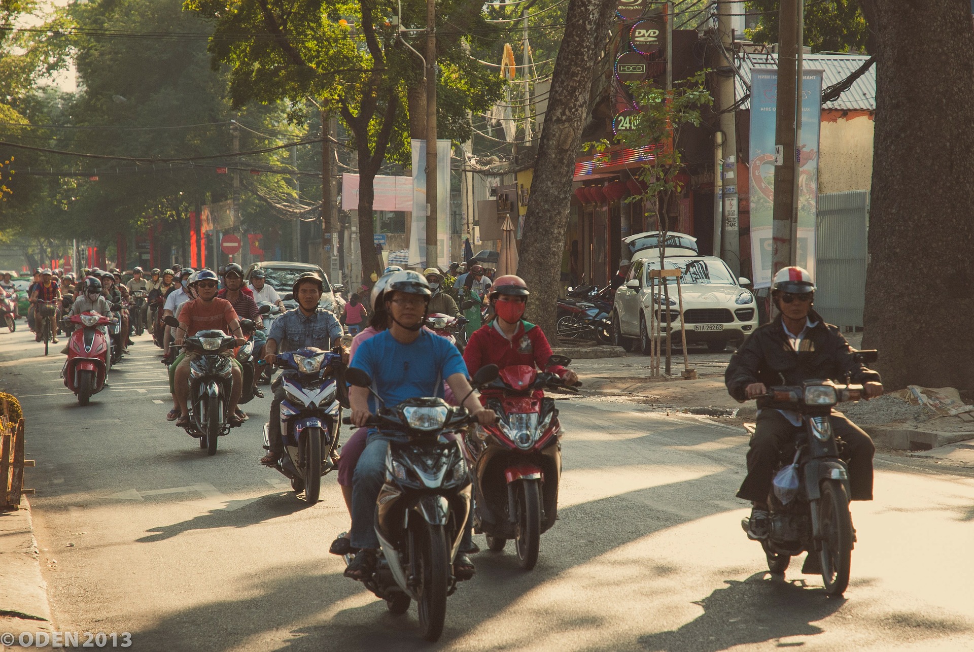 How to ride a motorcycle in Saigon and live to tell the story - The Blond Travels