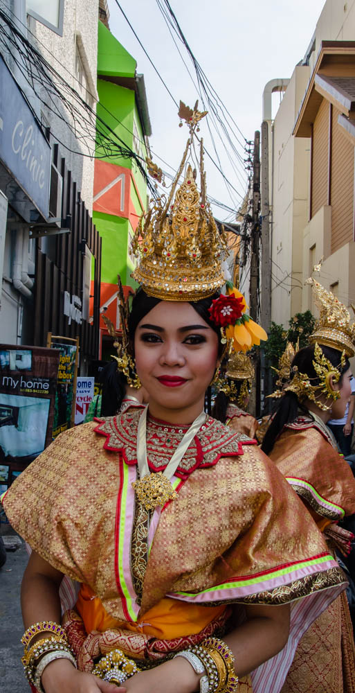 A Thai woman dressed in traditional costume