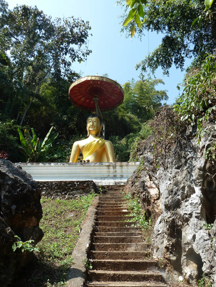 Buddha statue, located behind the Chiang Dao Cave 