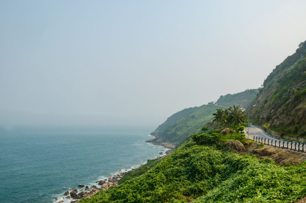 son-tra-peninsula-da-nang-coast