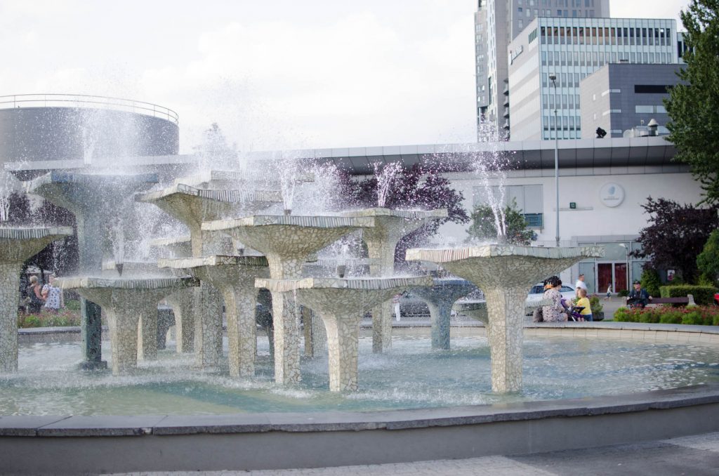 kosciuszko-square-fountain