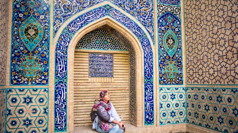Esfahan_cover image